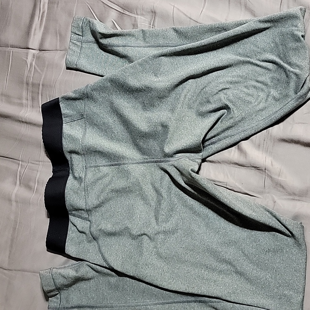 Nike workout bundle - Picture 4 of 16